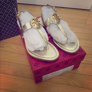 Tory Burch Gold Bryce thong sandals 8.5 worn once